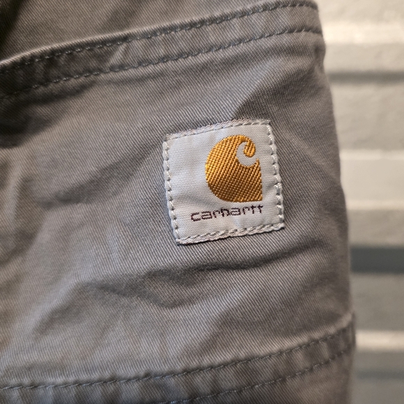 Carhartt Women's Gray Cargo Shorts - Picture 3 of 4